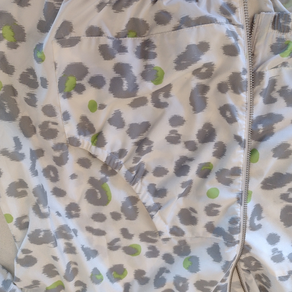 Leopard Print Light Jacket - Picture 5 of 7